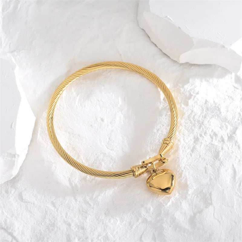 KH 18k Gold Royale Amour Heart Charm Bangle Stainless Steel.